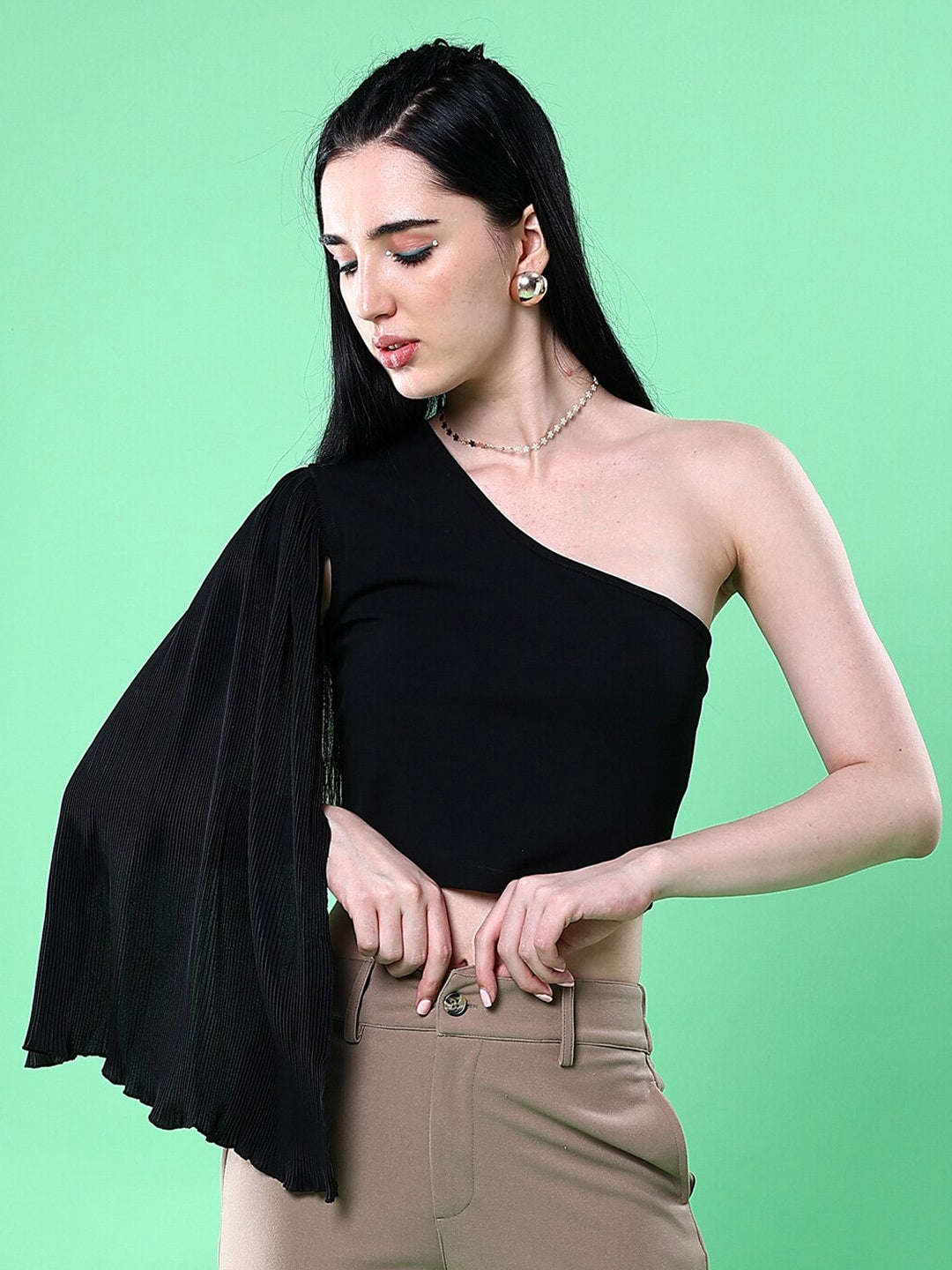 Shop Women Fitted One Shoulder Top Online.