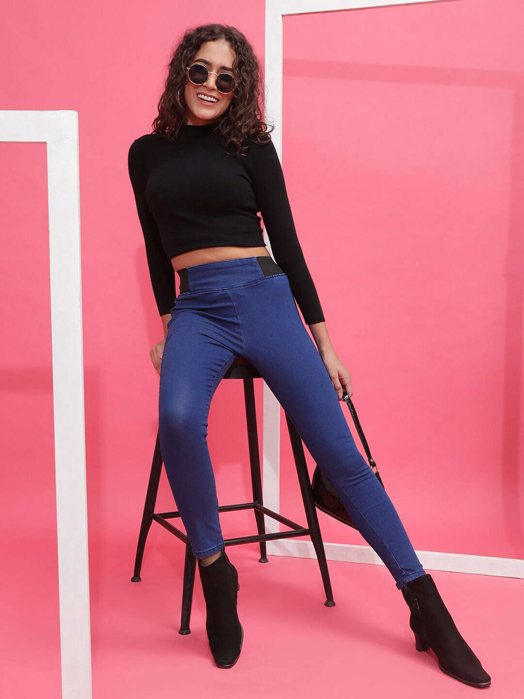 Shop Women Elasticated Denim Jegging Online.