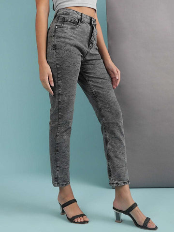 Shop Women Rag Wash Straight Fit Denim Online.