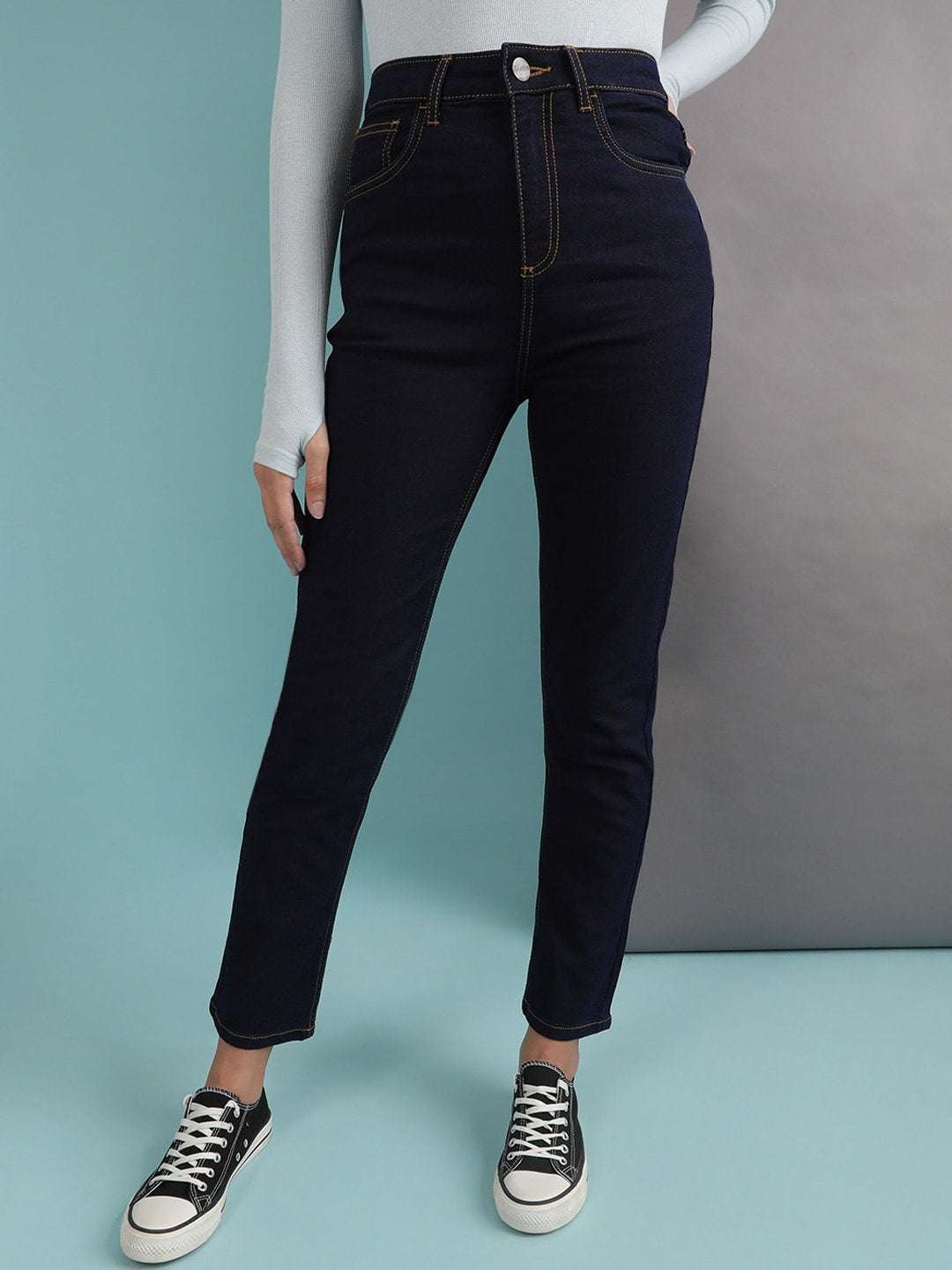 Shop Women Rinse Wash Straight Fit Denim Jeans Online.