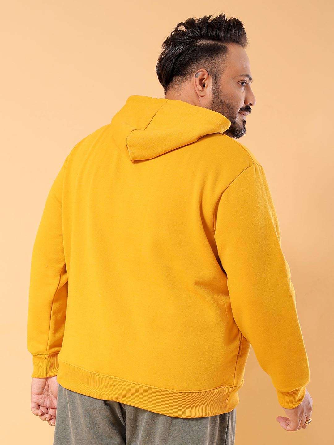 Shop Men's Solid Plus Size Sweatshirt Online.