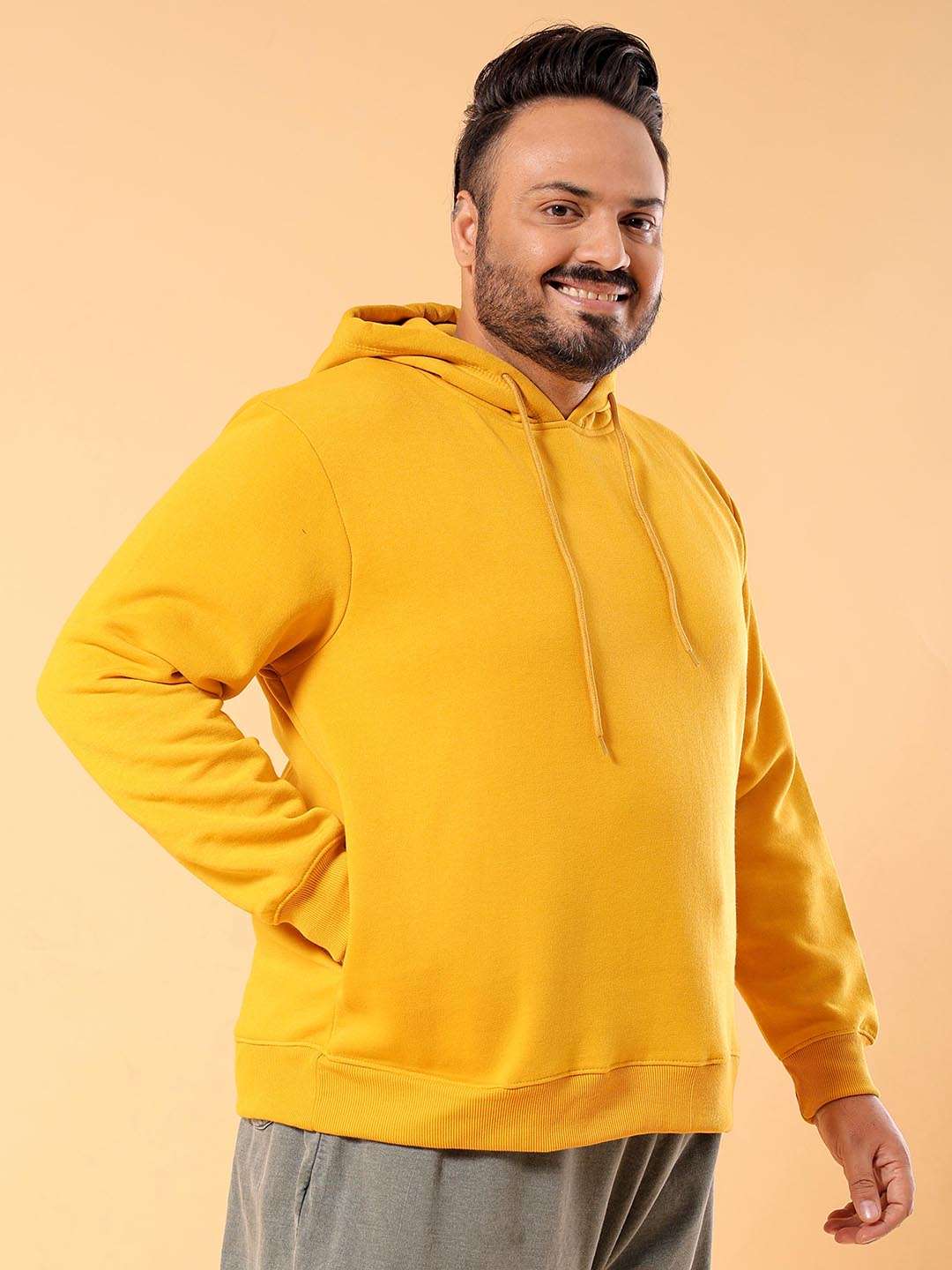 Shop Men's Solid Plus Size Sweatshirt Online.