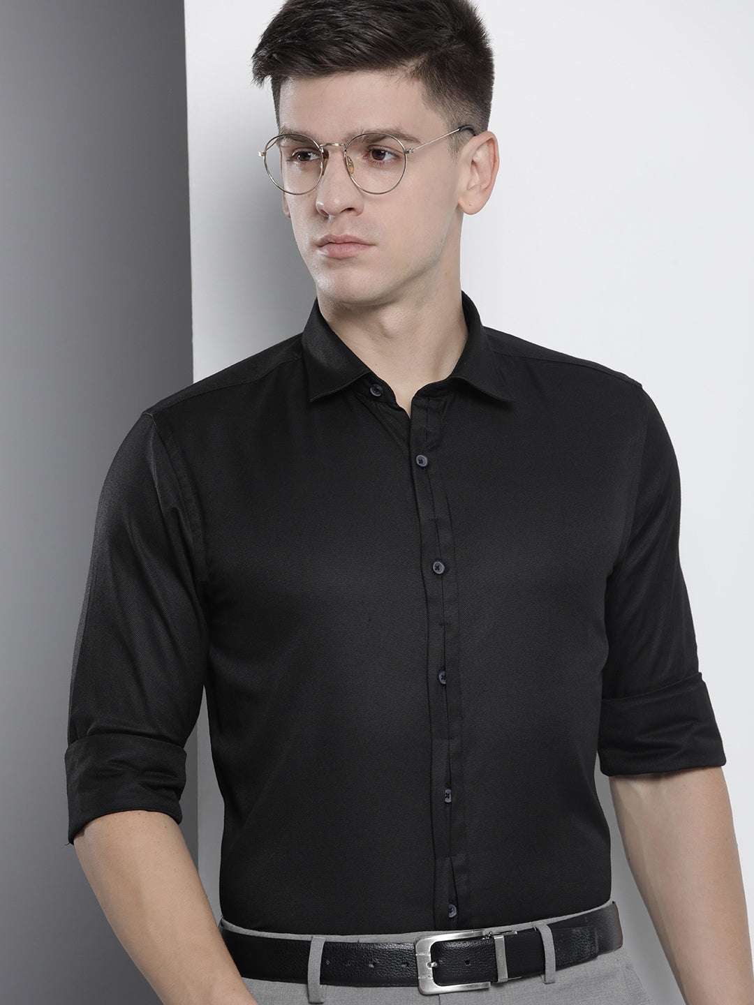 Shop Men Slim Fit Luxe Formal Shirt Online.