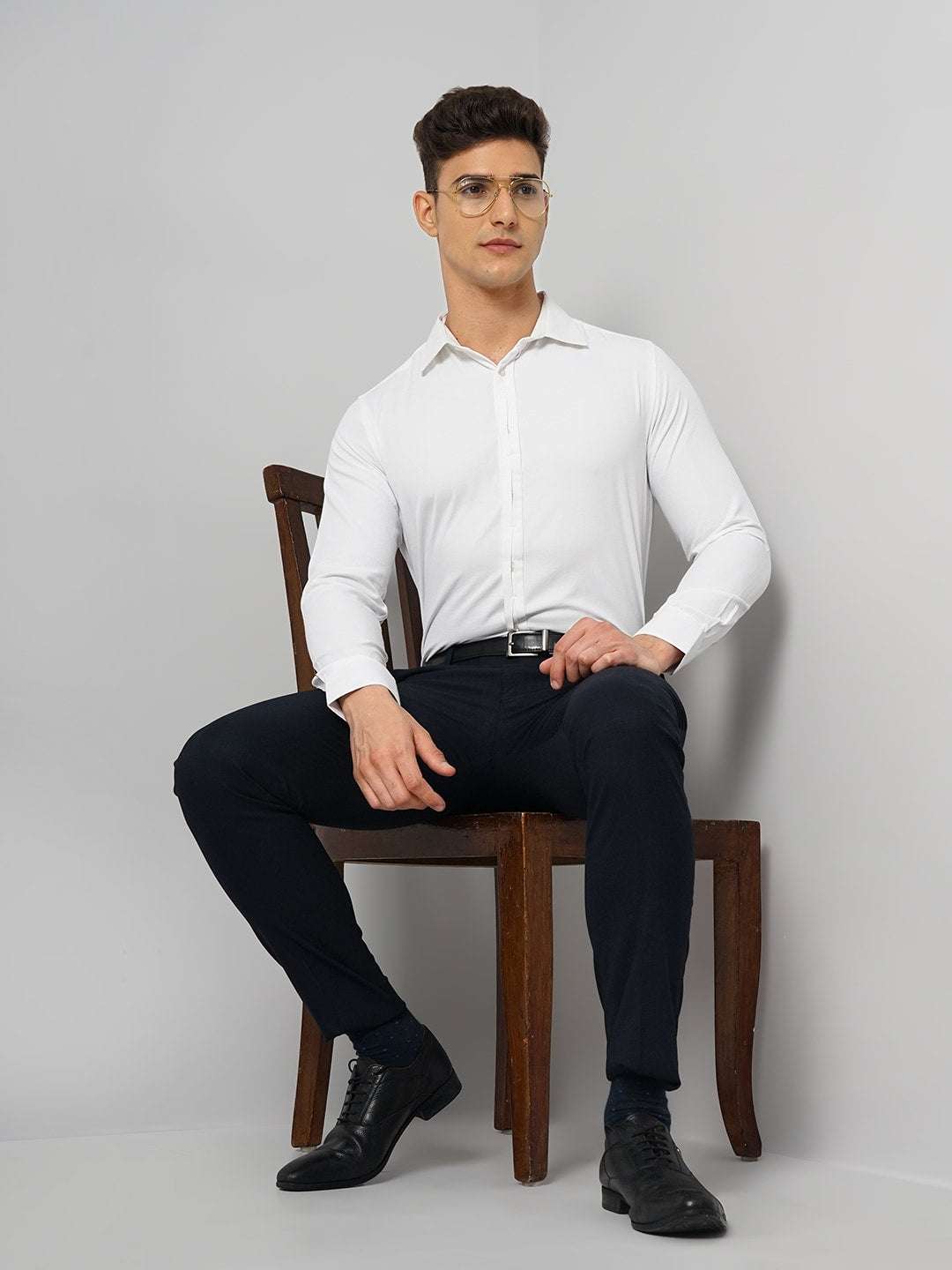 Shop Men Slim Fit Luxe Formal Shirt Online.