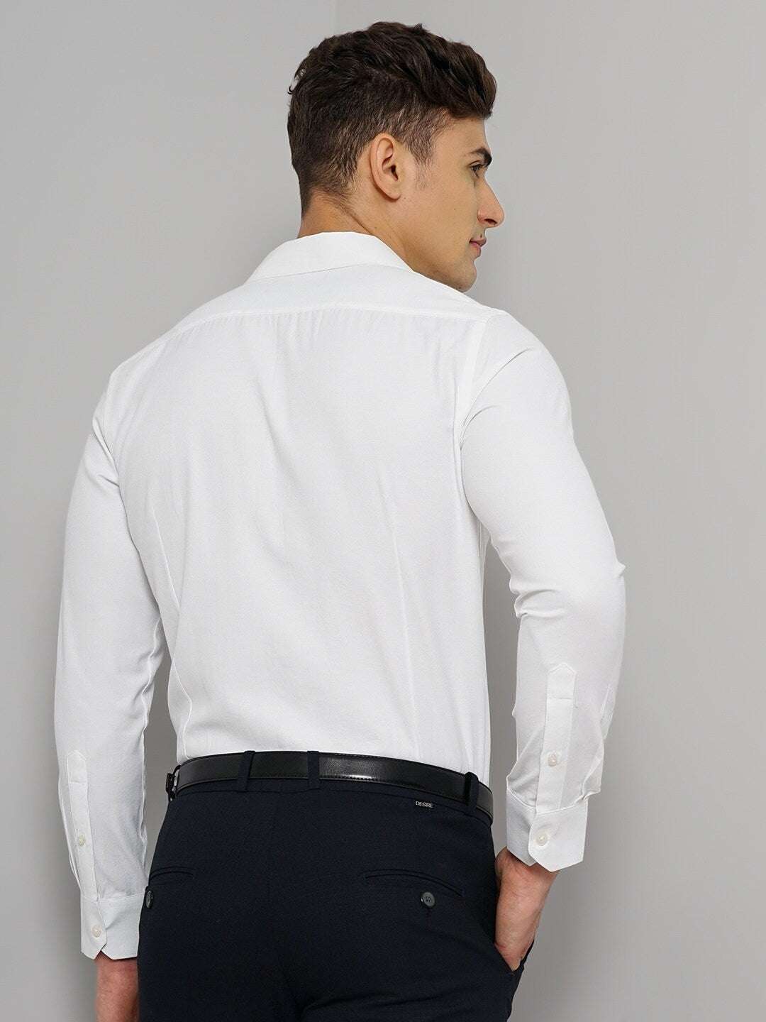 Shop Men Slim Fit Luxe Formal Shirt Online.