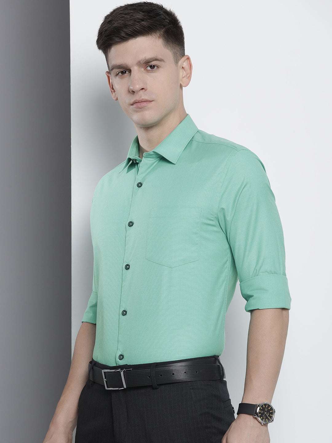 Shop Men Slim Fit Luxe Formal Shirt Online.