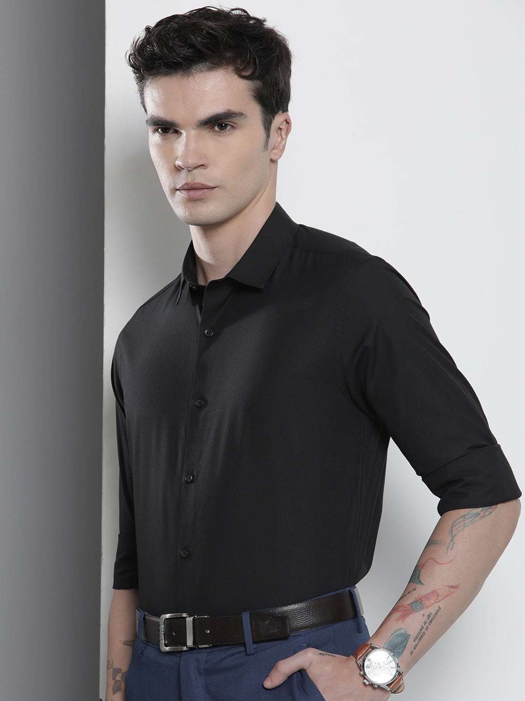 Shop Men Slim Fit Luxe Formal Shirt Online.