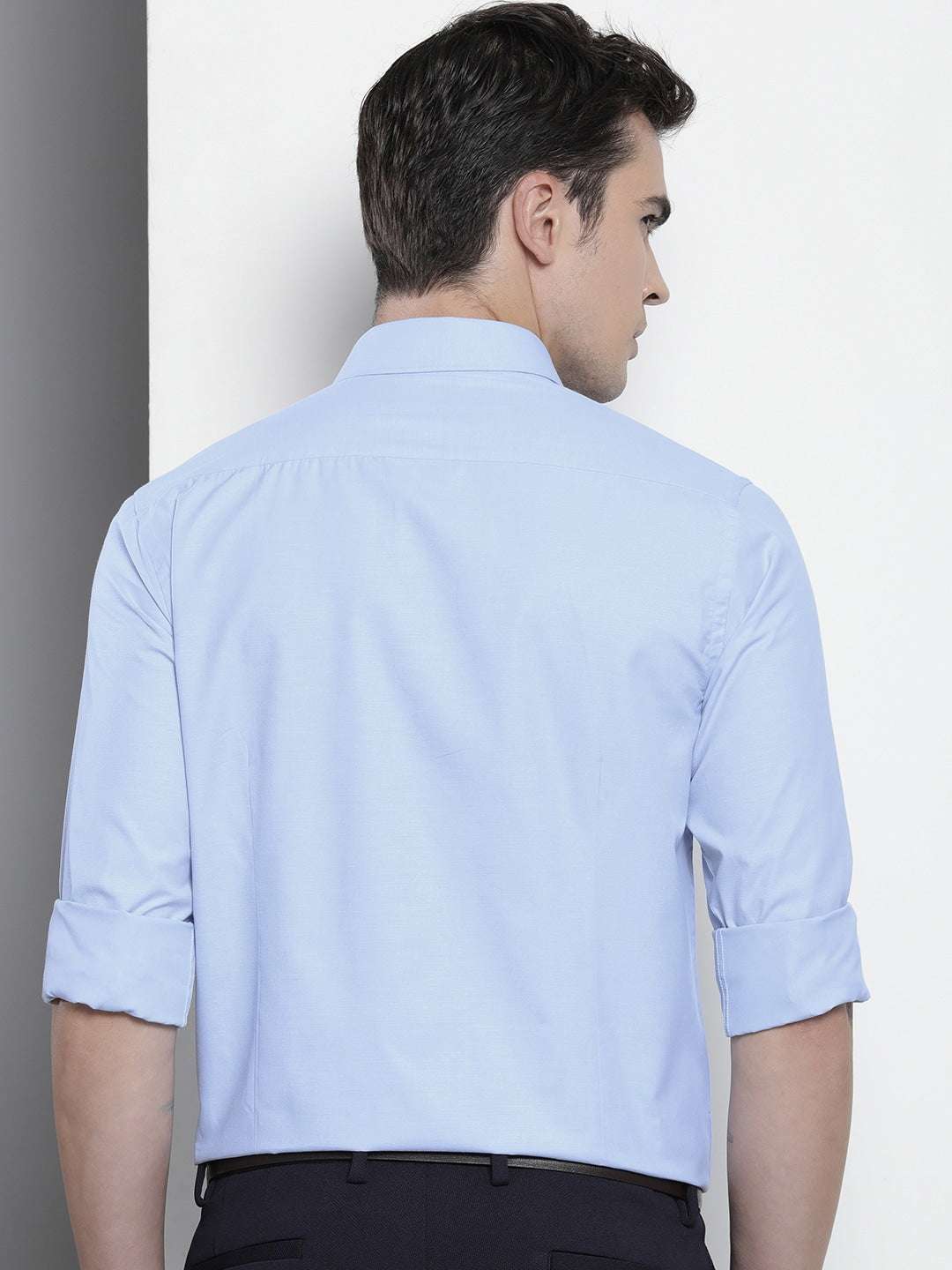 Shop Men Slim Fit Luxe Formal Shirt Online.