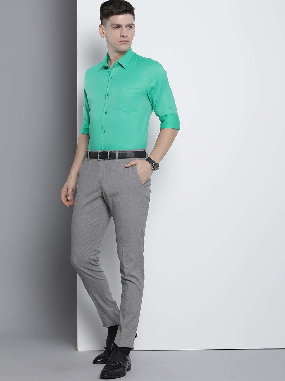 Shop Men Slim Fit Luxe Formal Shirt Online.