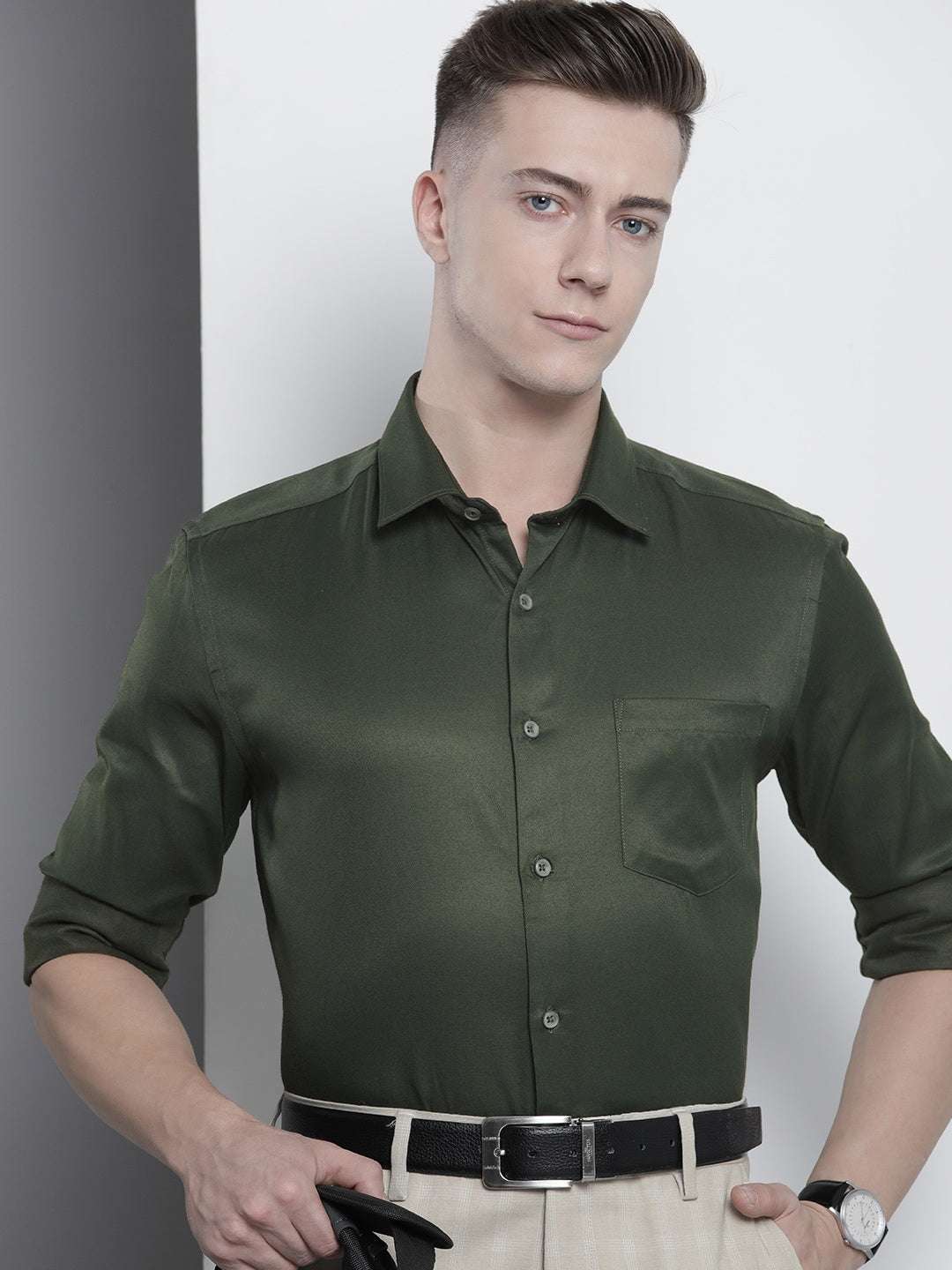 Shop Men Slim Fit Luxe Formal Shirt Online.