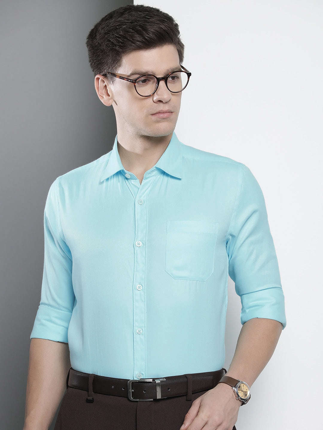 Shop Men Slim Fit Luxe Formal Shirt Online.