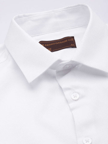 Shop Men Slim Fit Luxe Formal Shirt Online.