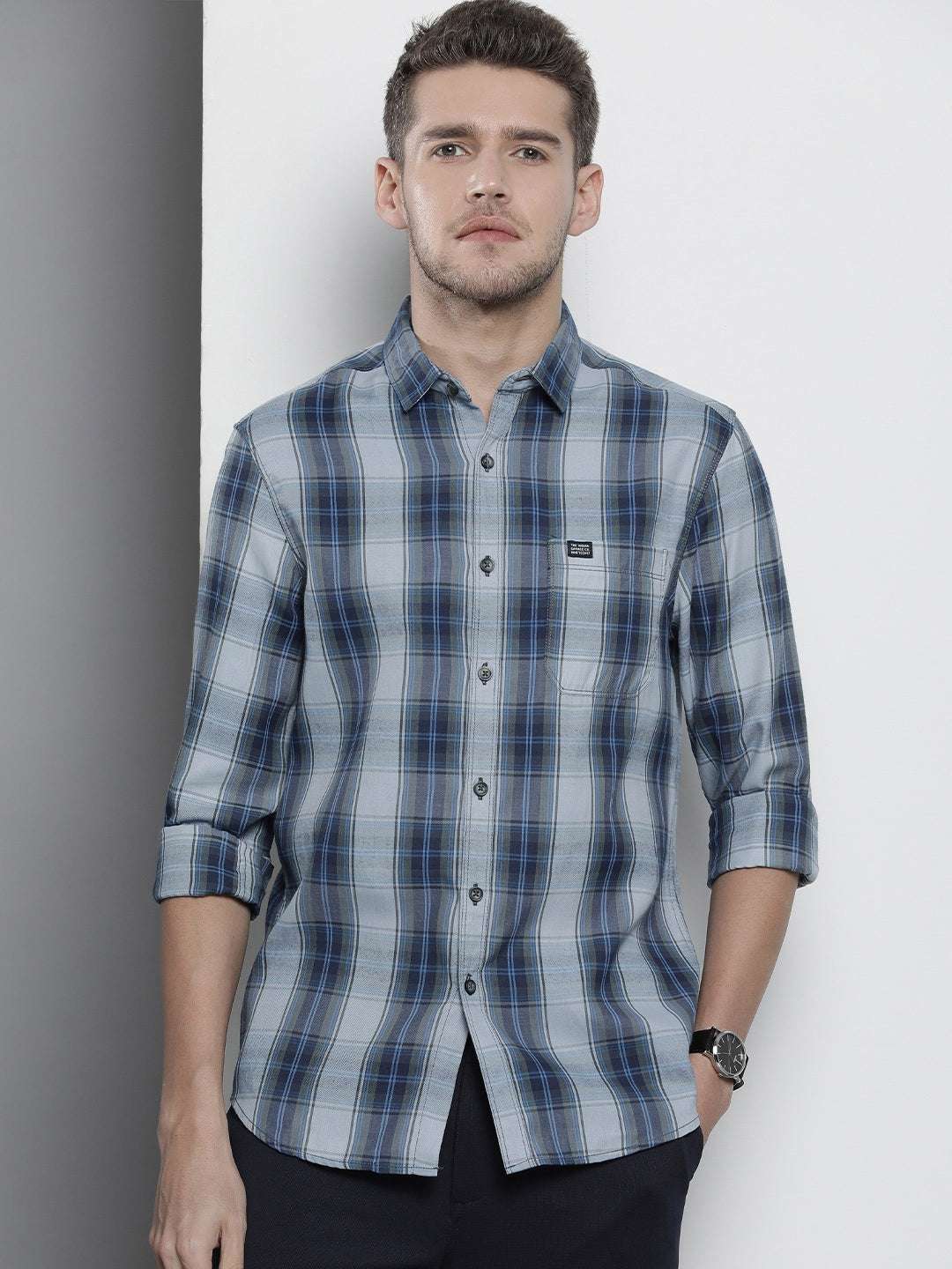 Shop Men's Checked Slim Fit Shirt Online.