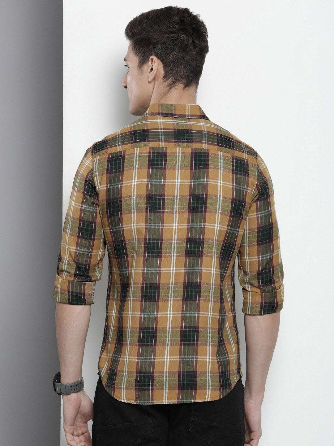 Shop Men Checked Shirt Online.