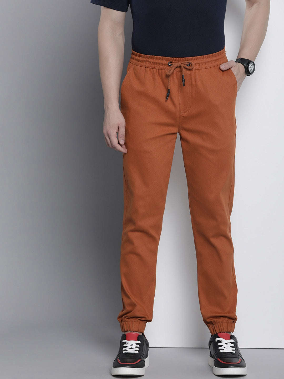 Shop Men Slim Fit Chino Online.