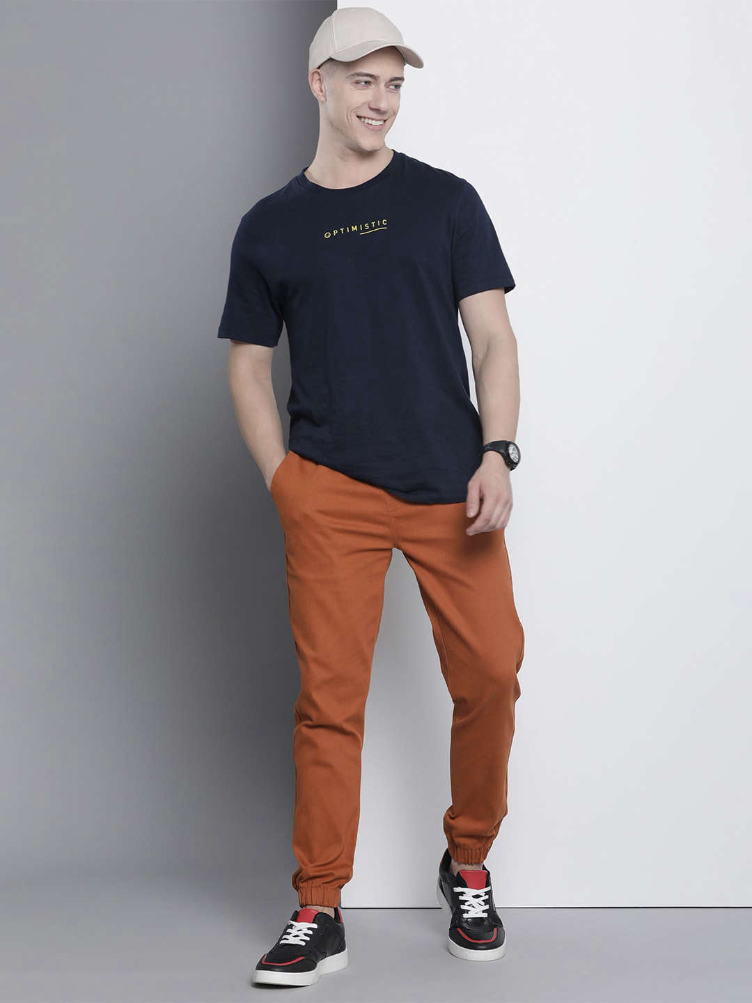 Shop Men Slim Fit Chino Online.