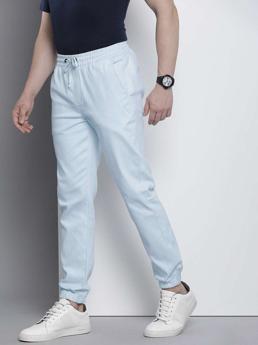 Shop Men Slim Fit Chino Online.