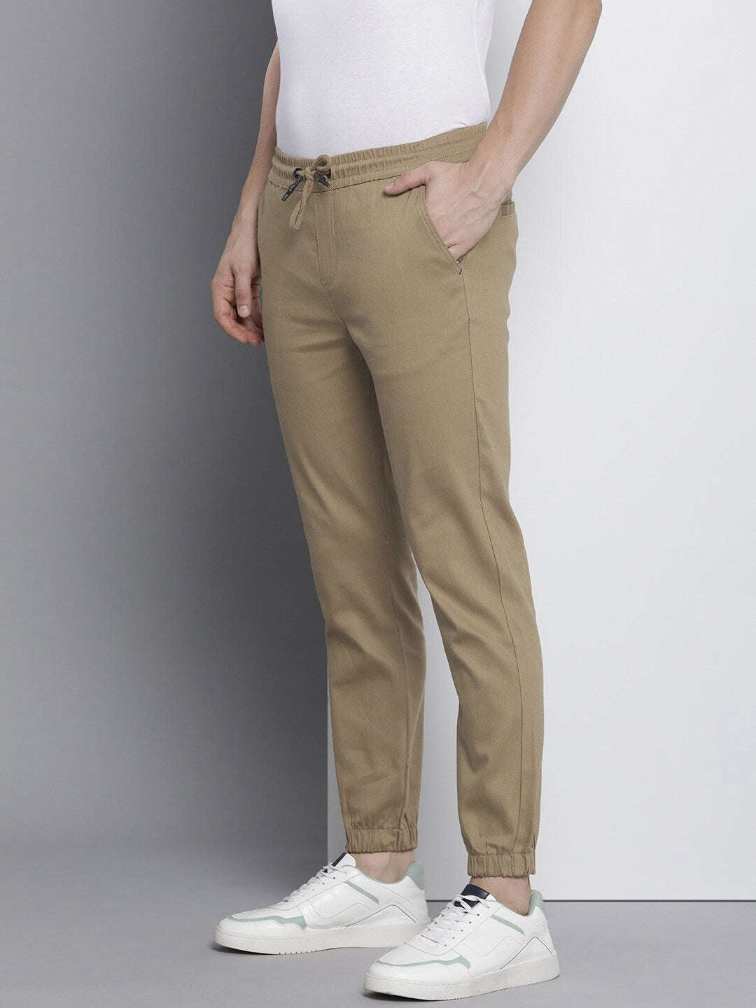 Shop Men Slim Fit Chino Online.