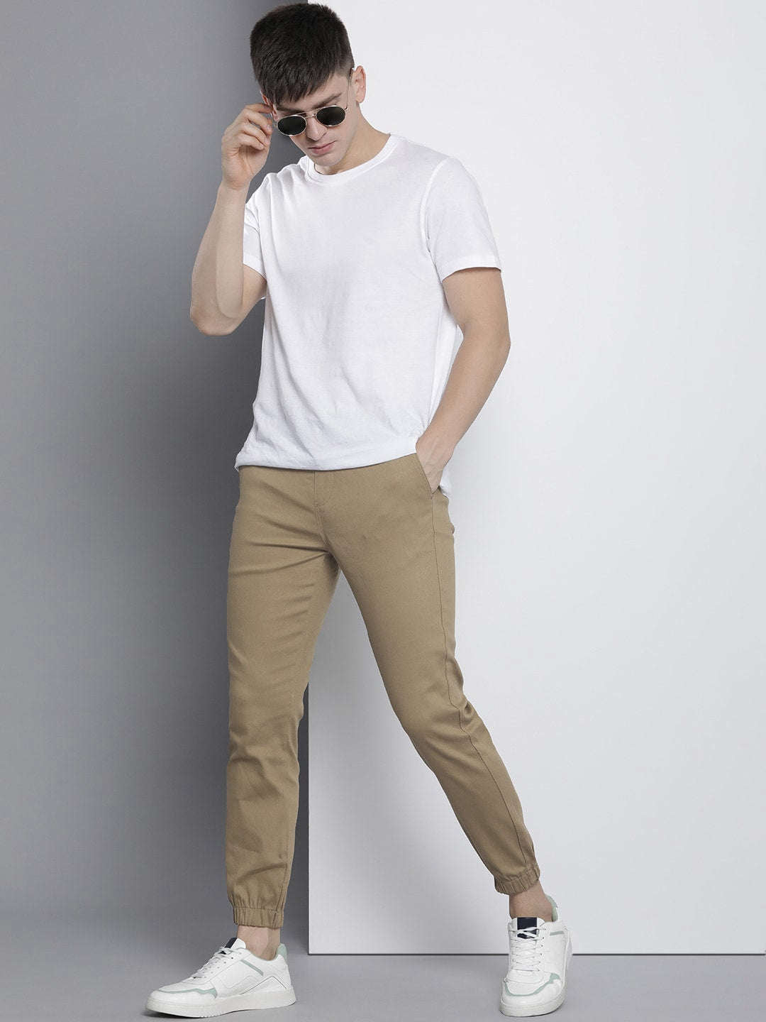 Shop Men Slim Fit Chino Online.