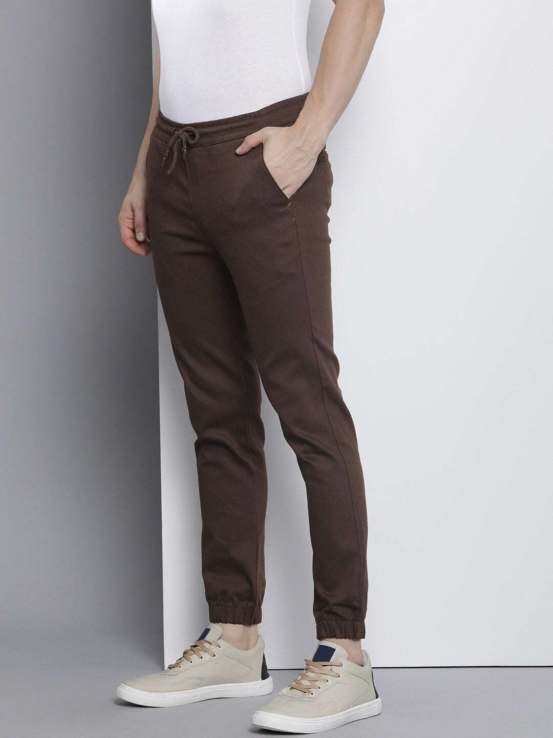 Shop Men Slim Fit Chino Online.