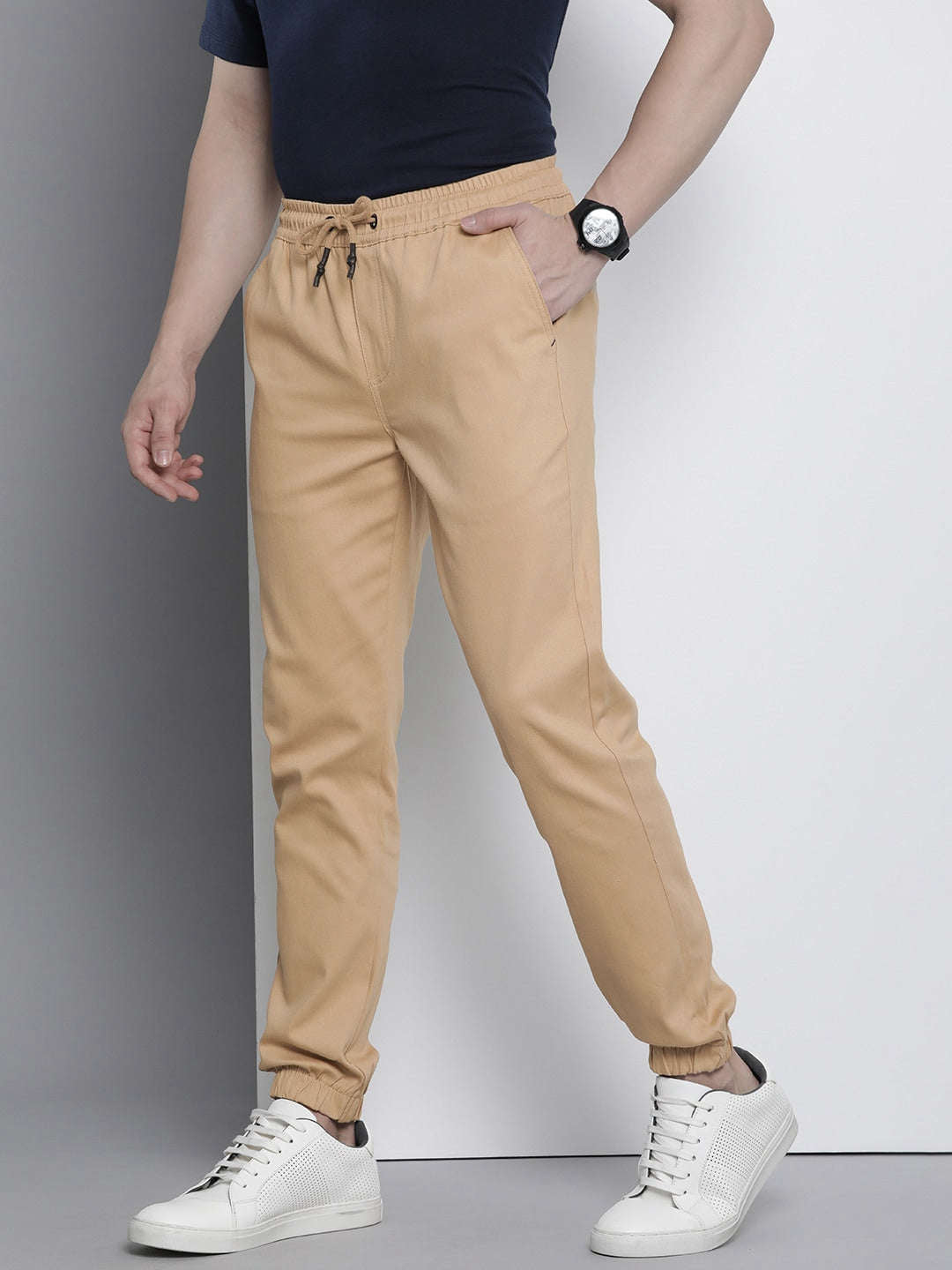 Shop Men Slim Fit Chino Online.