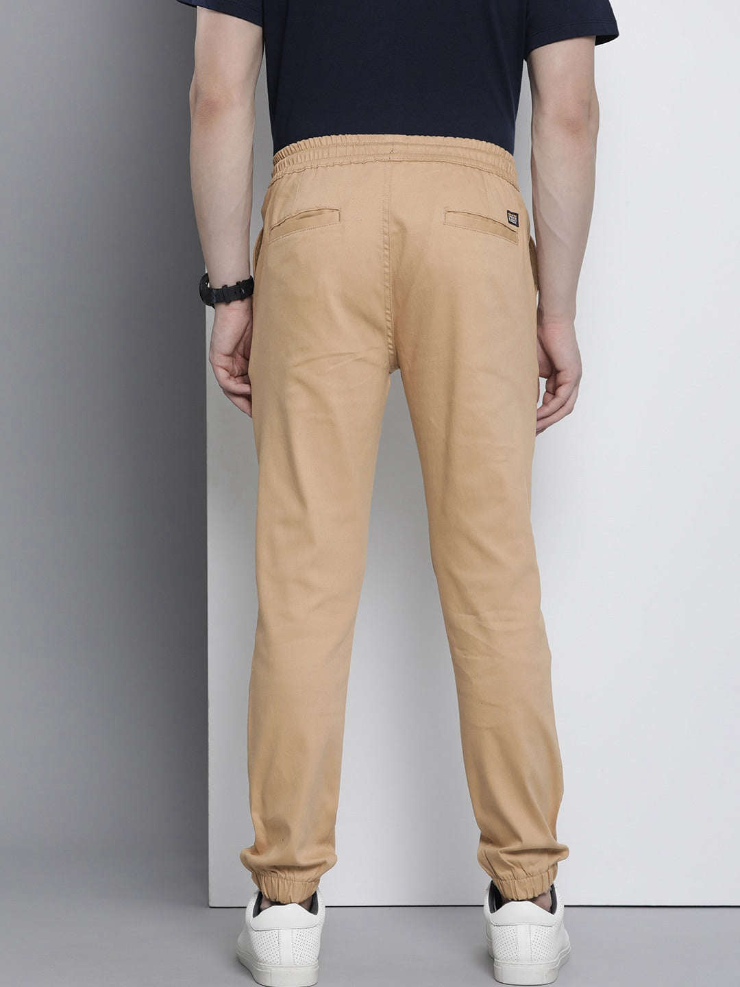 Shop Men Slim Fit Chino Online.