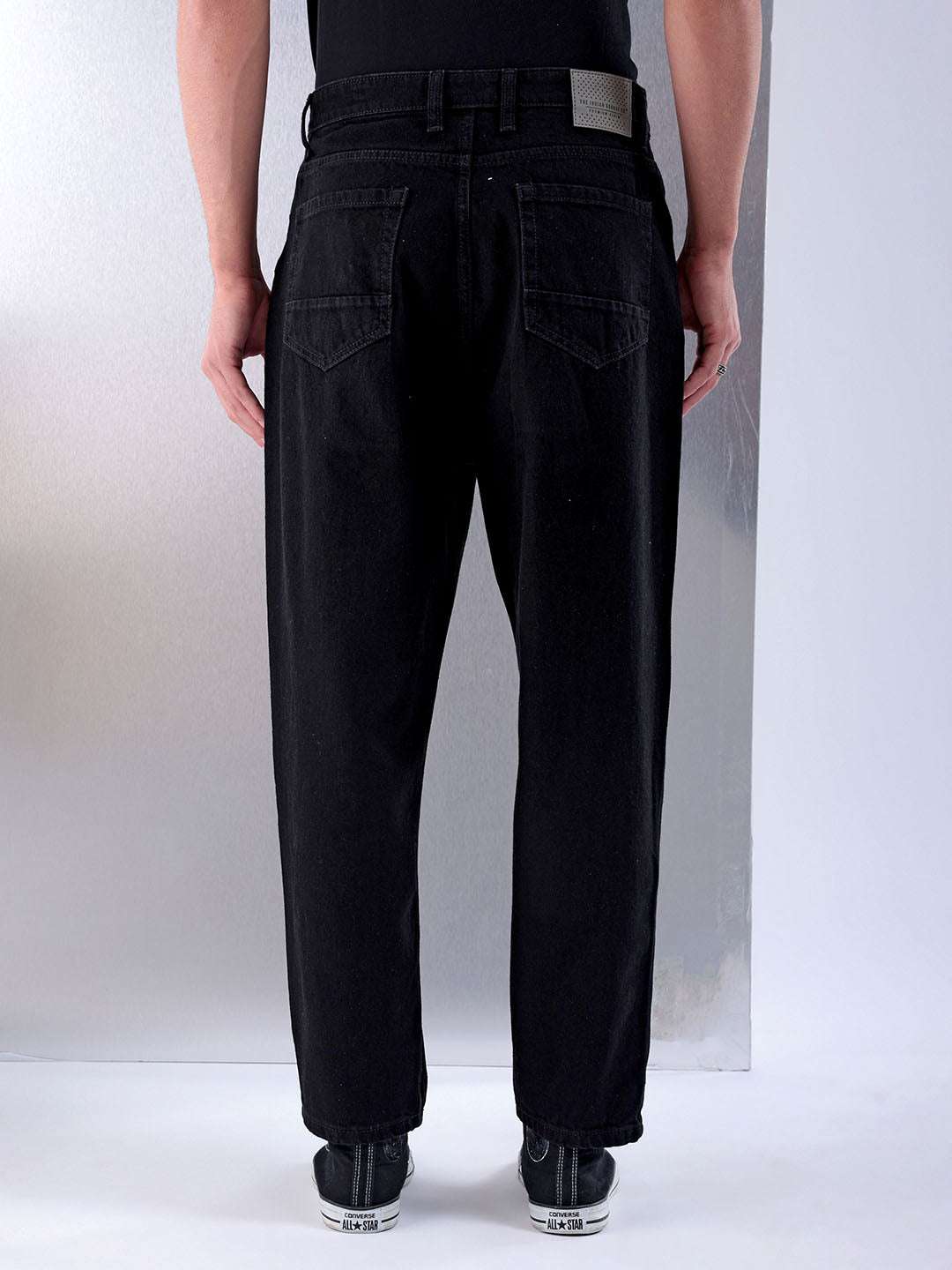 Shop Men Relaxed Fit Jeans Online.