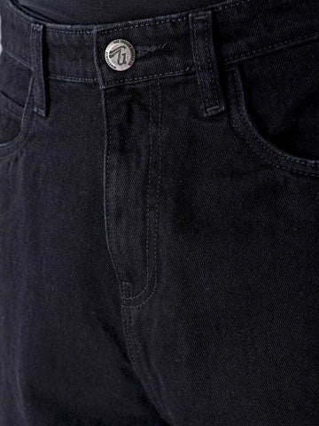 Shop Men Relaxed Fit Jeans Online.