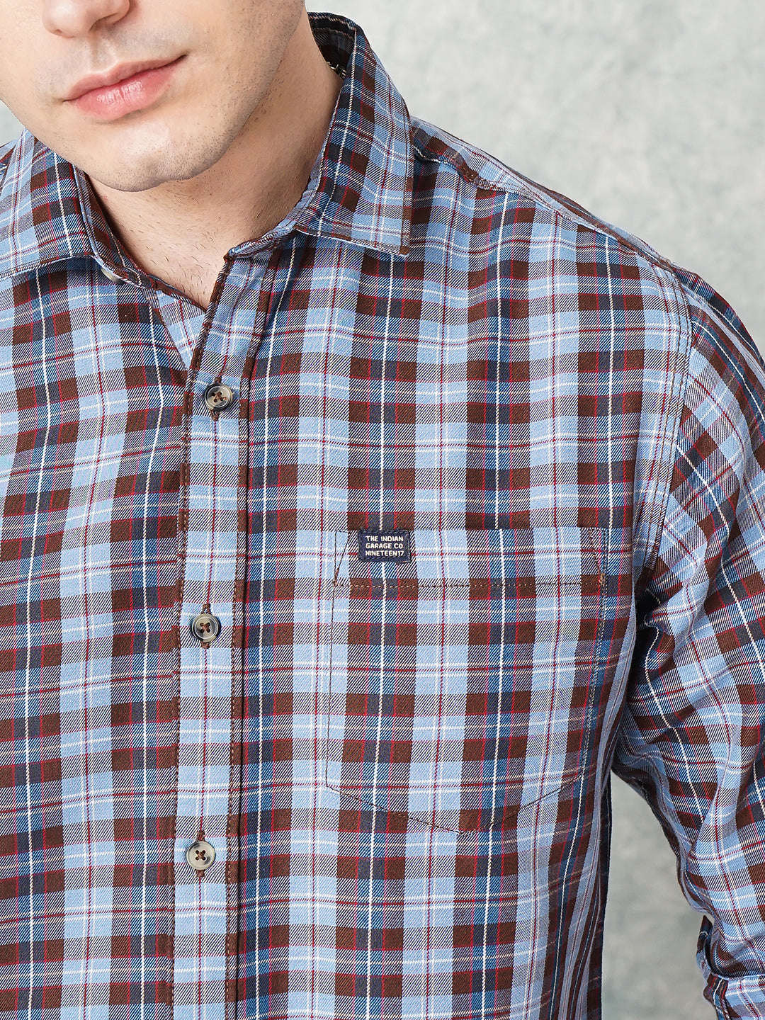 Shop Men Checked Casual Shirt Online.