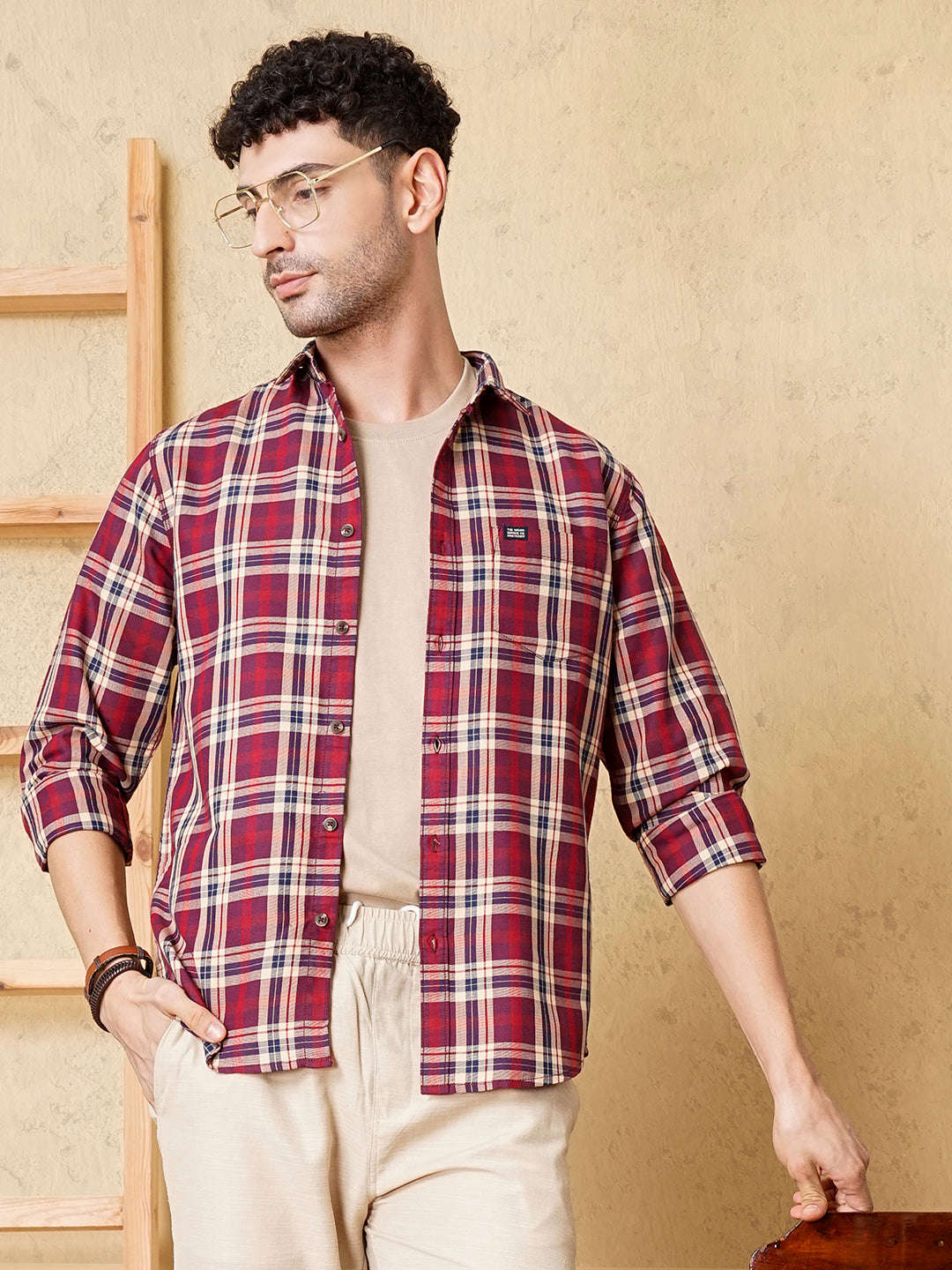 Shop Men Checked Casual Shirt Online.