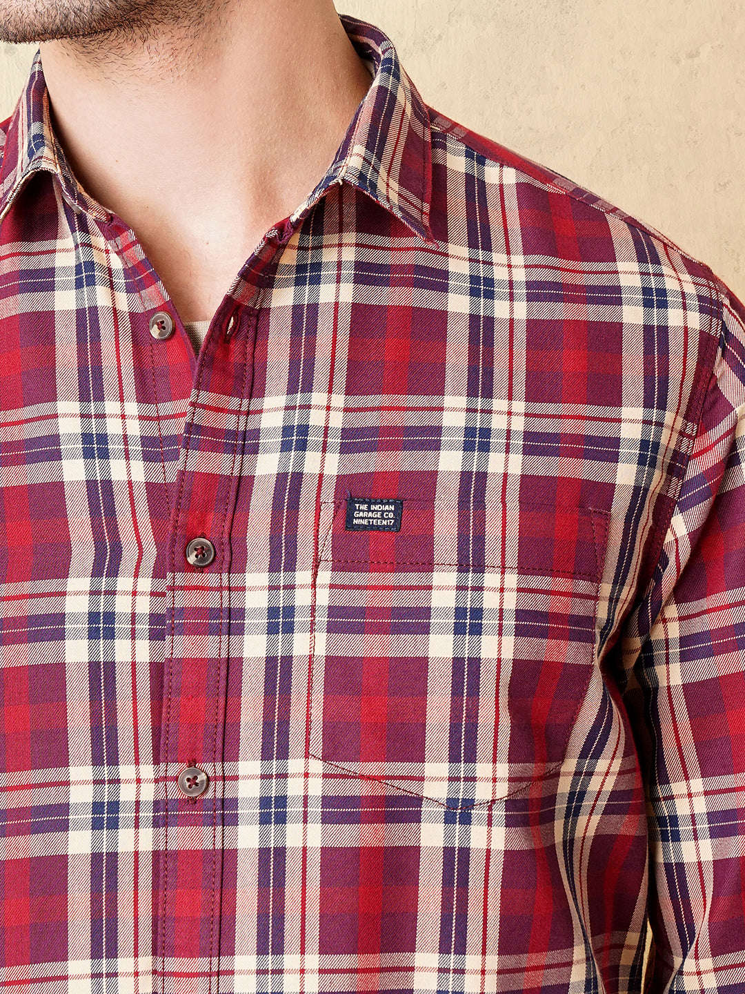 Shop Men Checked Casual Shirt Online.