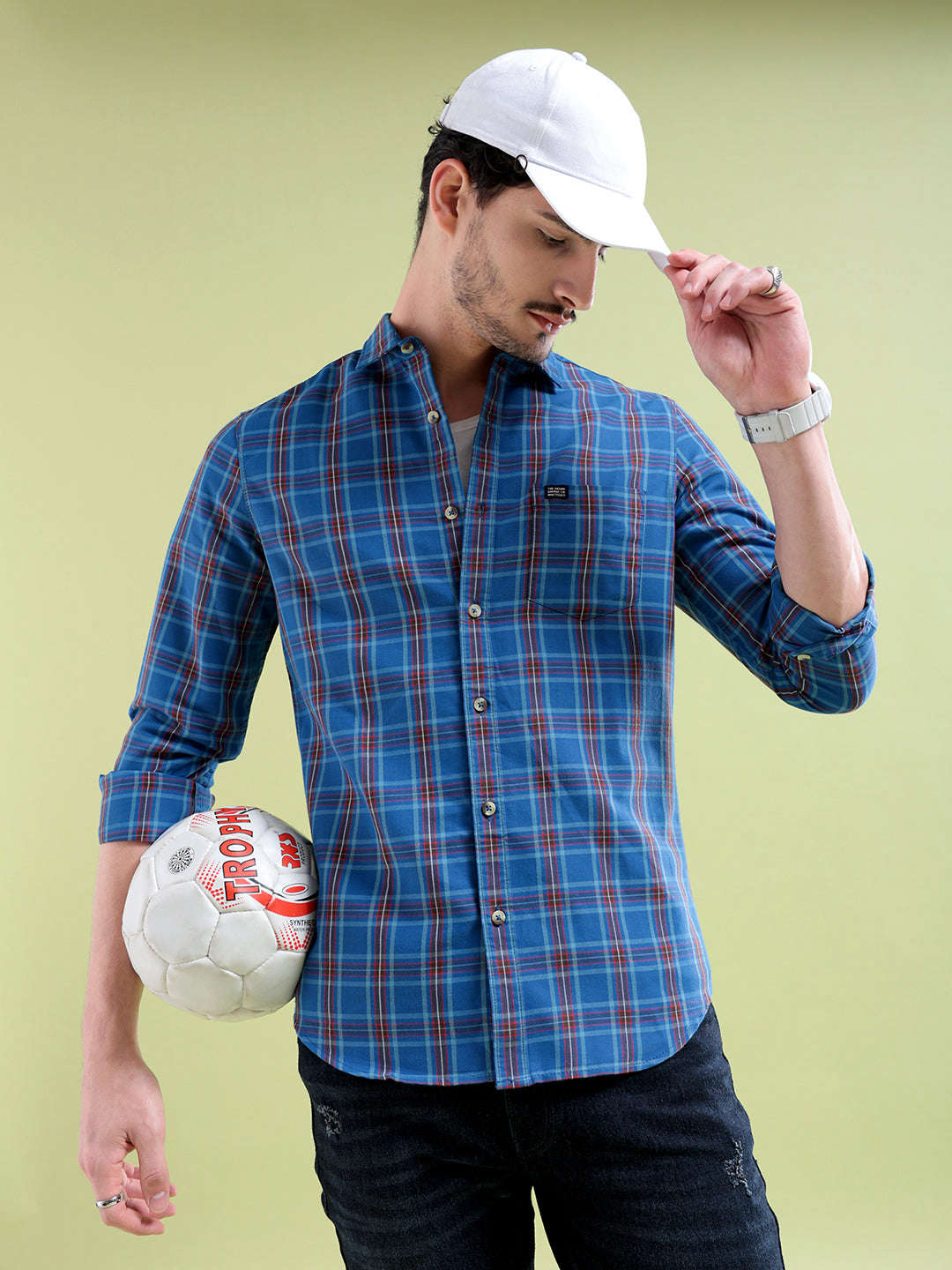 Shop Men Checked Casual Shirt Online.