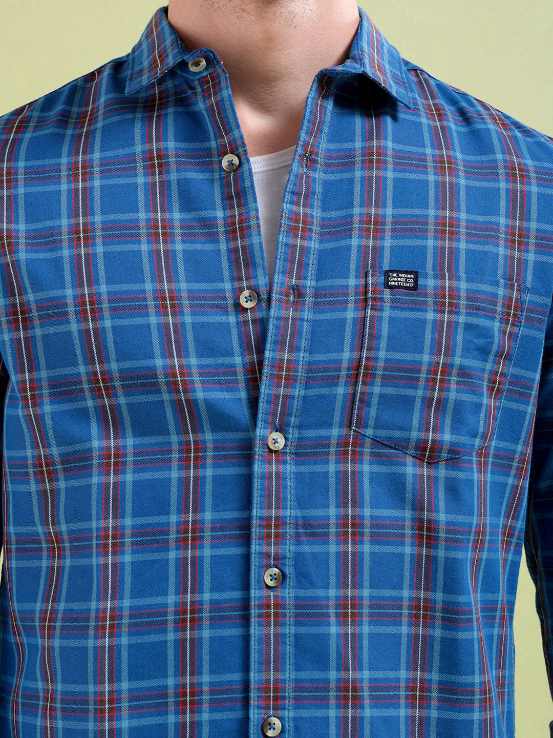 Shop Men Checked Casual Shirt Online.