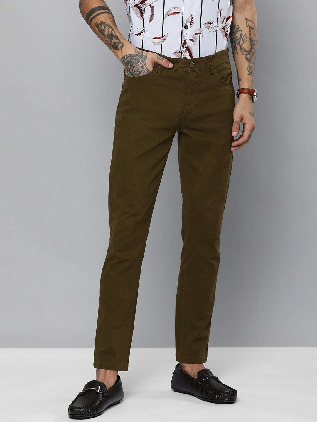 Shop Men Chino Pants Online.