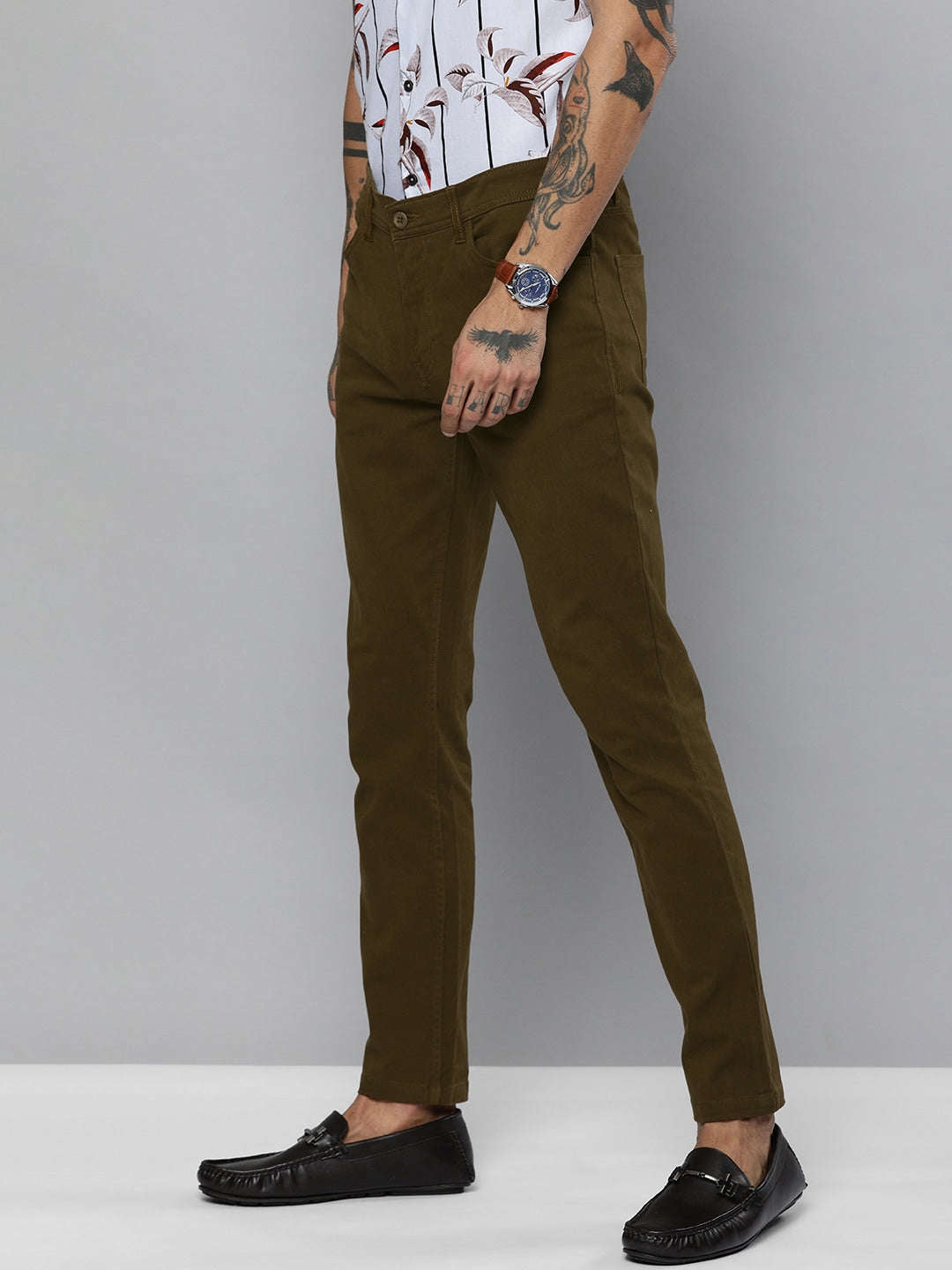 Shop Men Chino Pants Online.