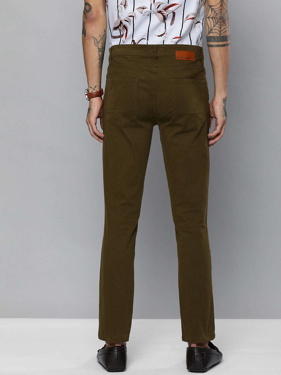 Shop Men Chino Pants Online.