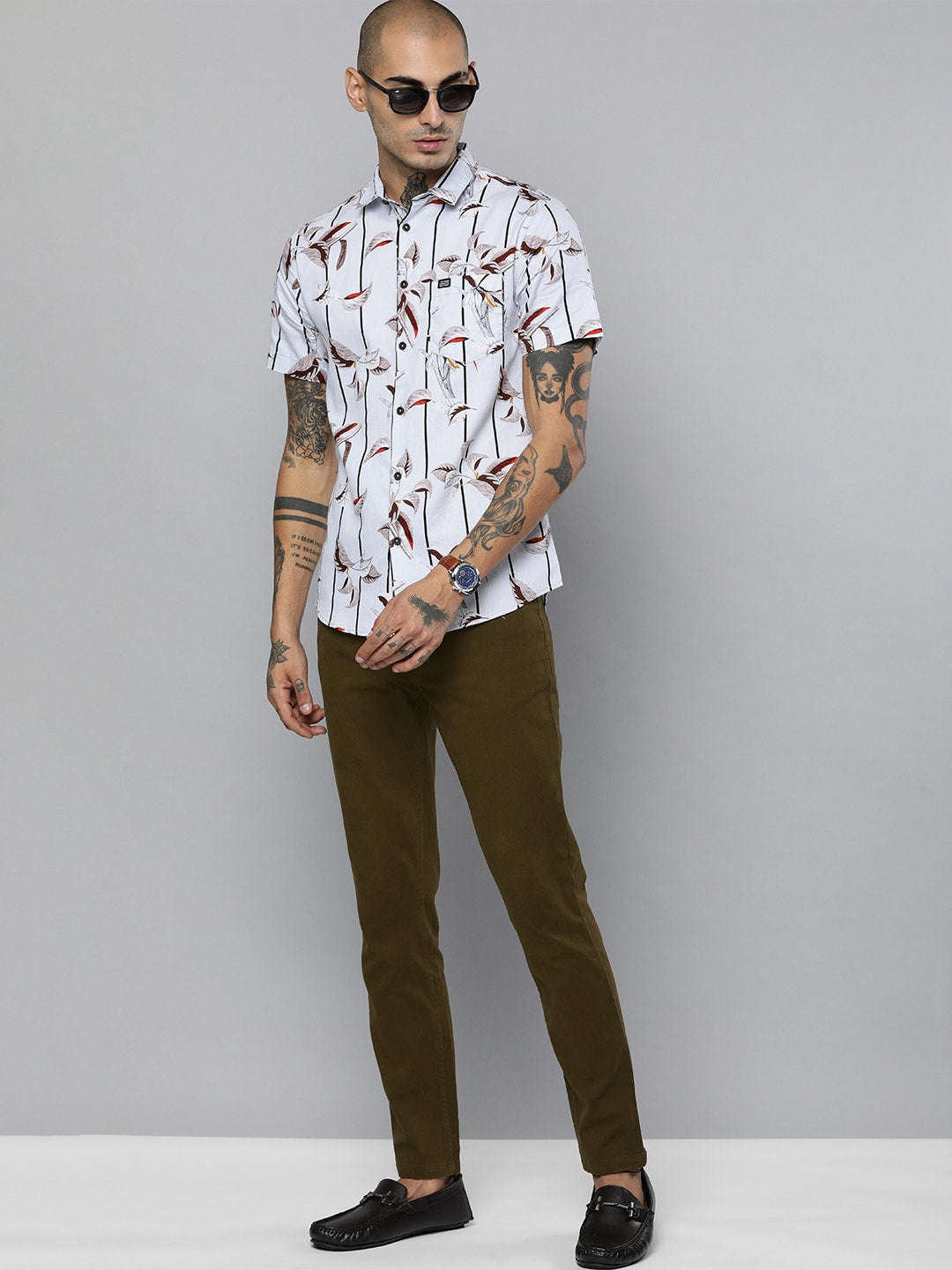 Shop Men Chino Pants Online.