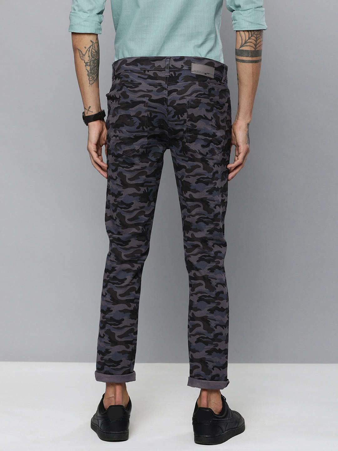 Shop Men Chino Online.