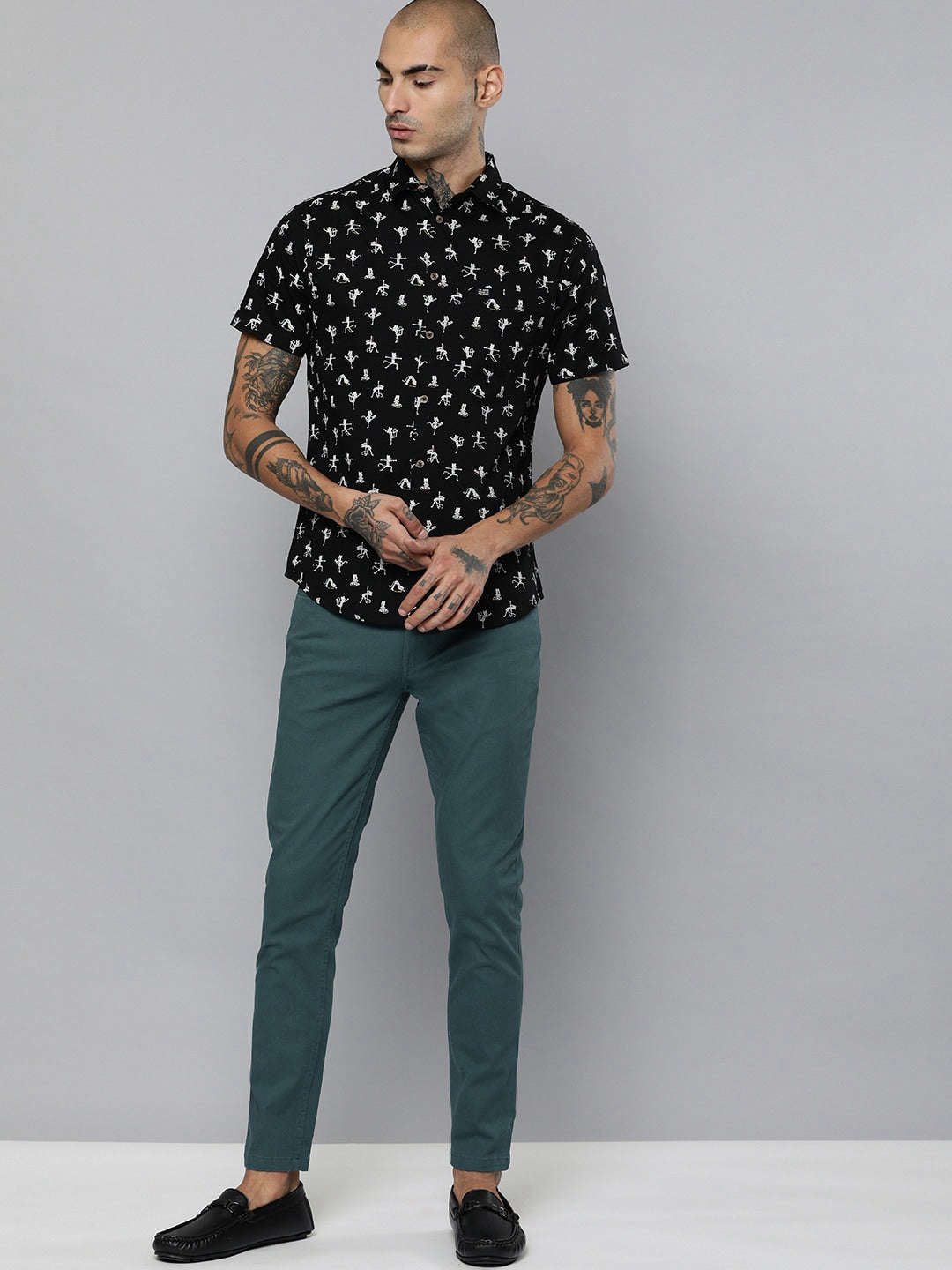 Shop Men Chino Online.