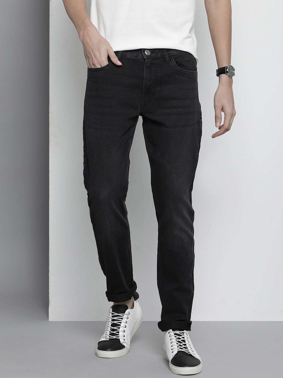 Shop Men Clean Wash Jeans Online.