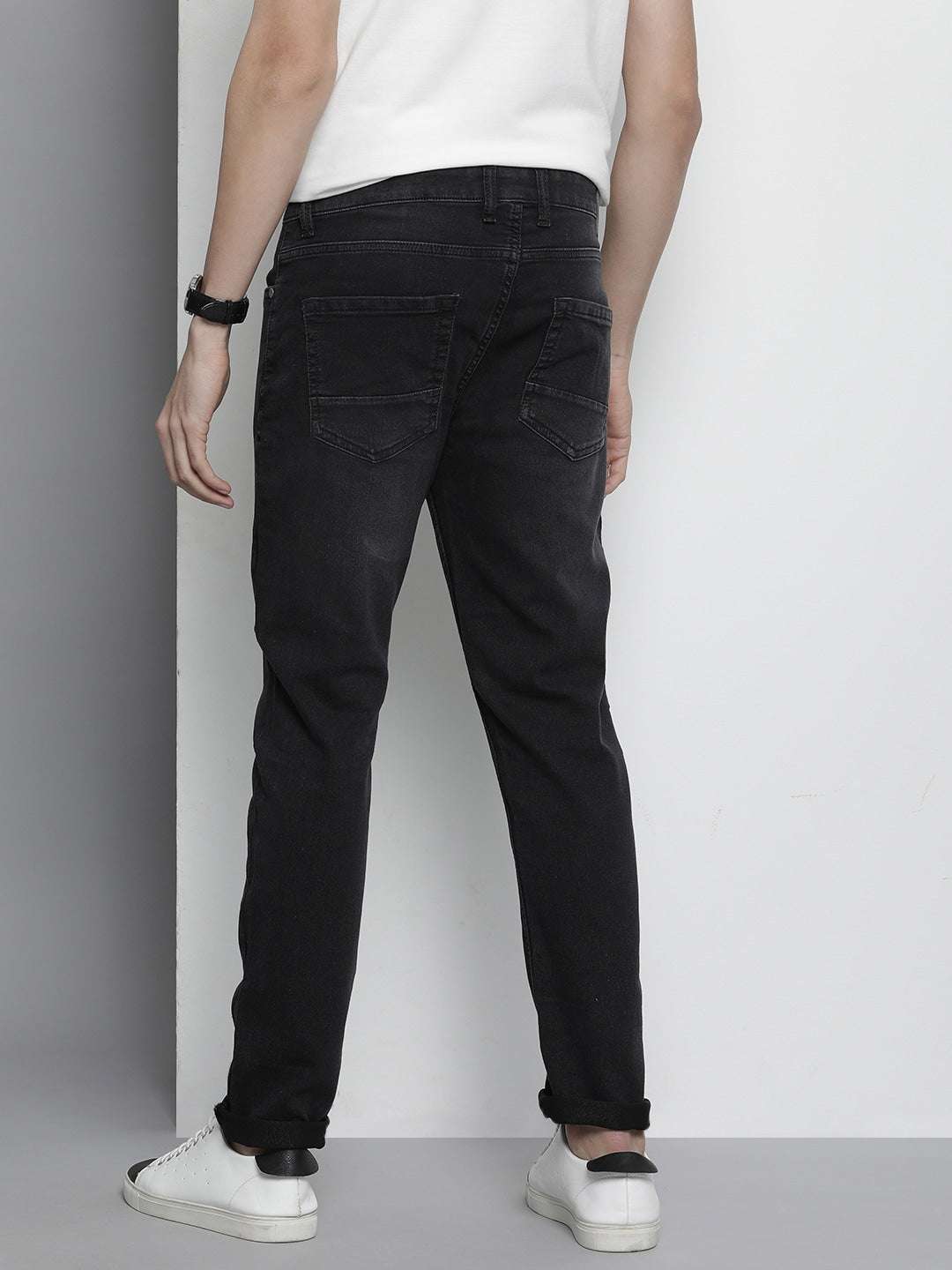 Shop Men Clean Wash Jeans Online.