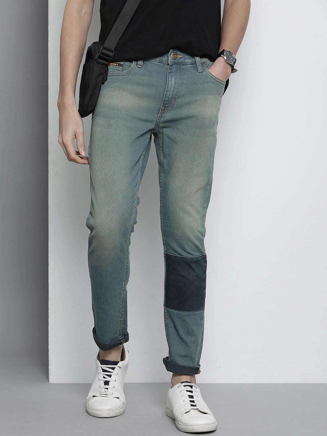 Shop Men Blue Jeans Online.