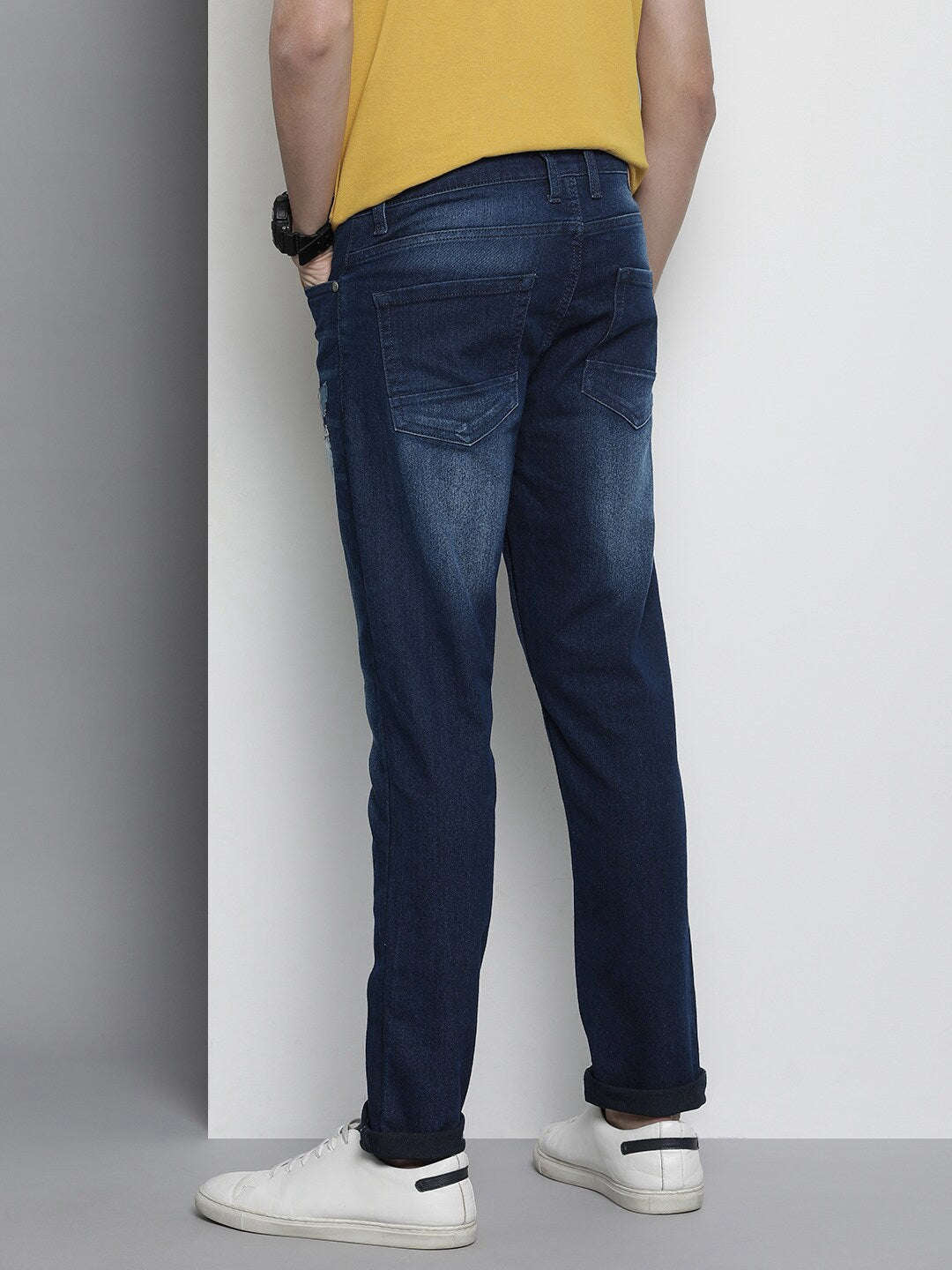 Shop Men Blue Jeans Online.