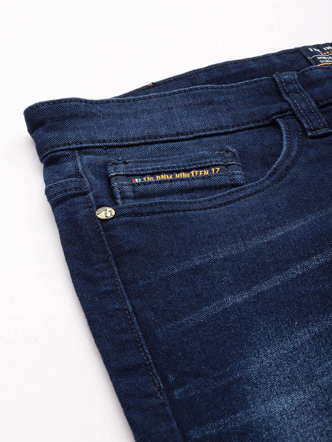 Shop Men Blue Jeans Online.