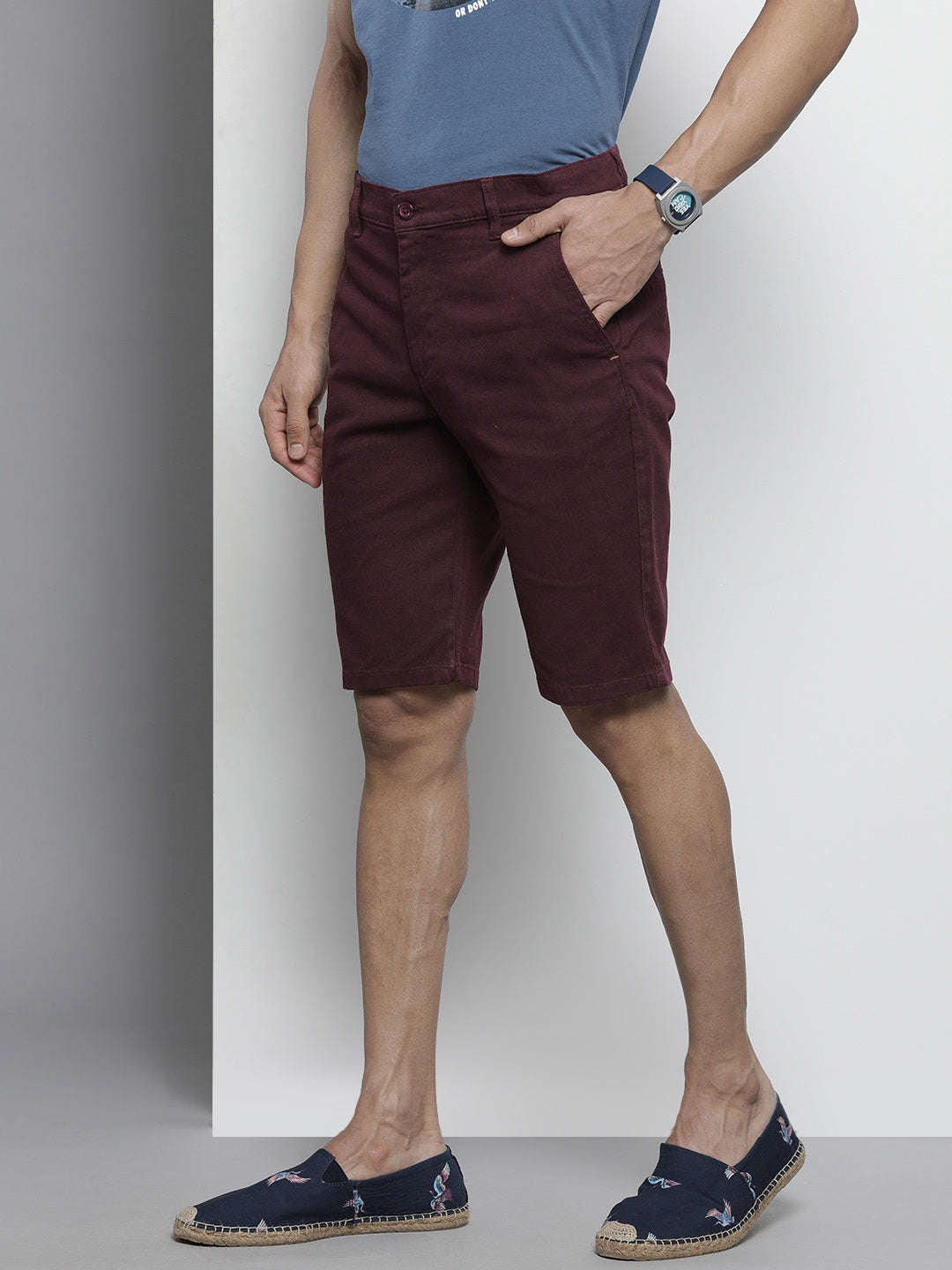 Shop Men Solid Chino Shorts Online.