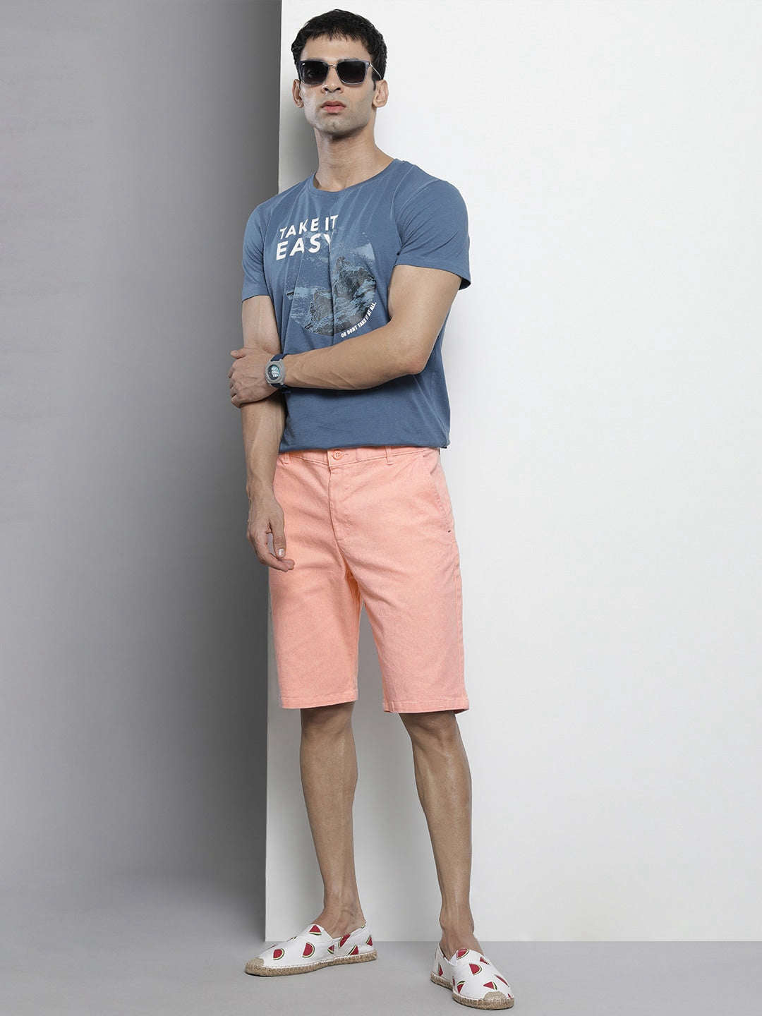 Shop Men Solid Chino Shorts Online.