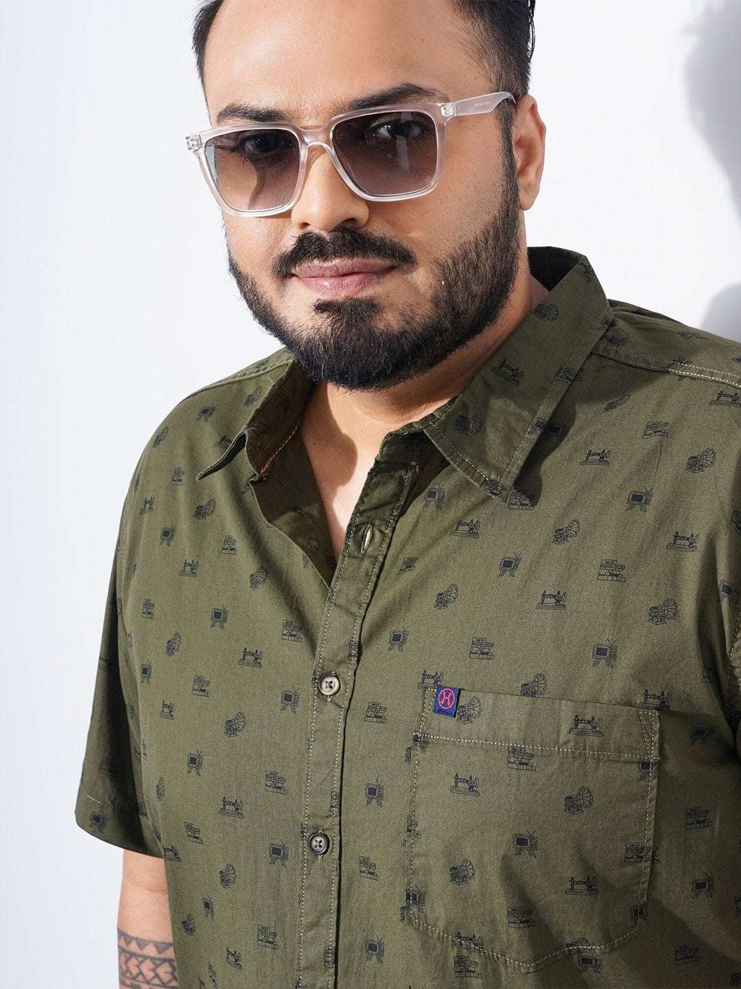 Shop Men Plus Size Floral Printed Shirt Online.