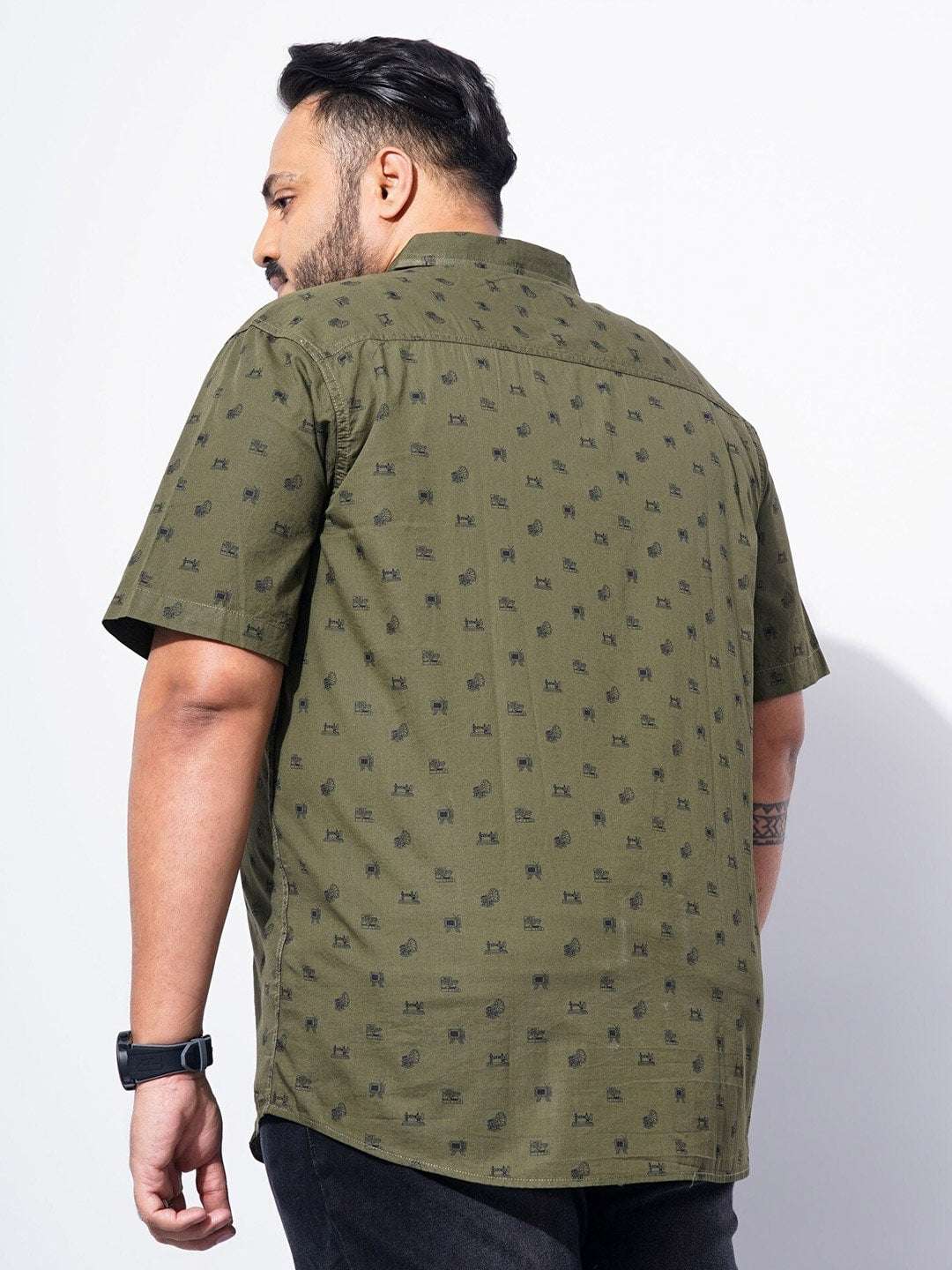 Shop Men Plus Size Floral Printed Shirt Online.