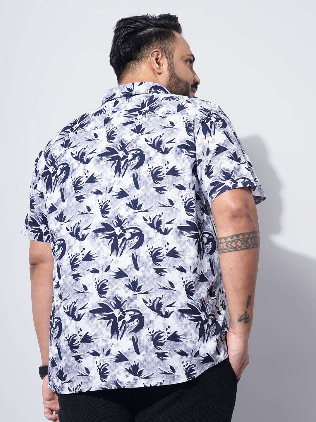 Shop Men Plus Size Floral Printed Shirt Online.