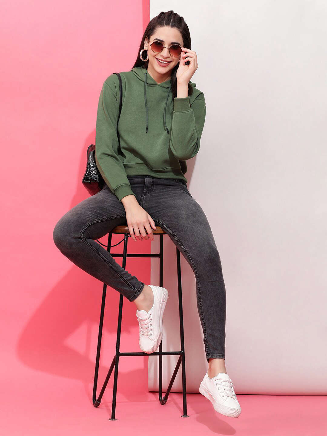 Shop Women's Solid Regular Fit Sweatshirt Online.